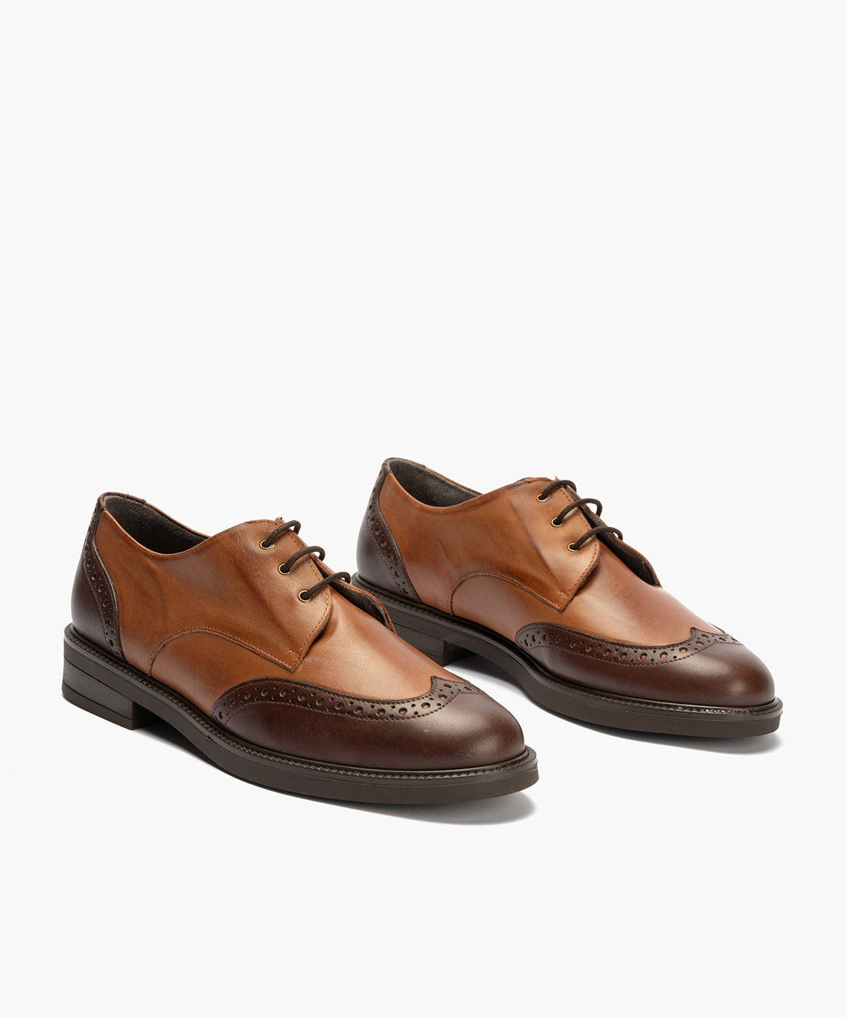 Blucher picados combinado en napa bicolor Marrón-Cuero