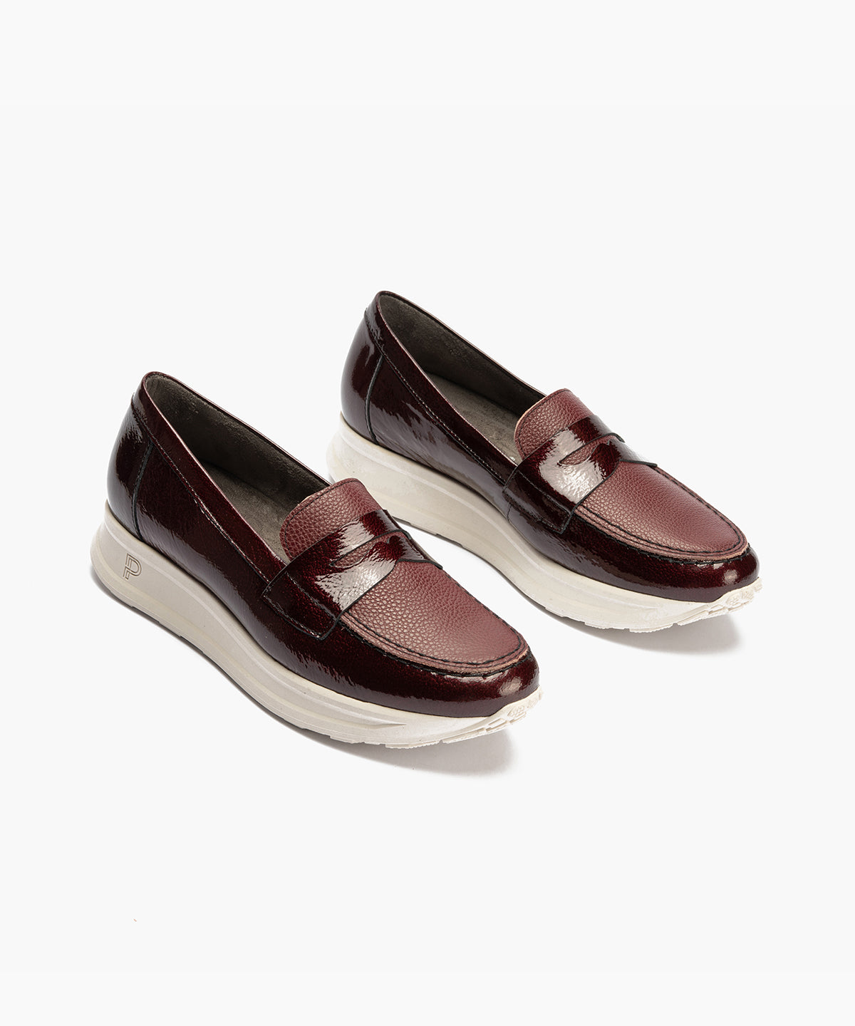 Mocasín antifaz combinado charol con napa grano Burdeos