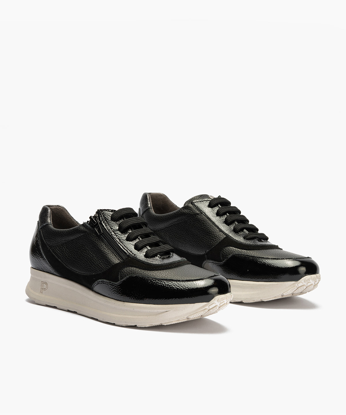 Deportivo combinado charol con napa grano con cremallera Negro