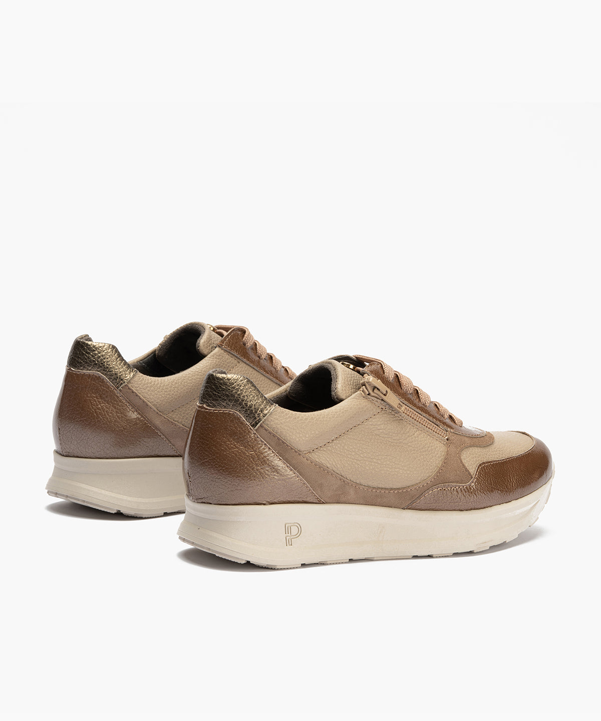 Deportivo combinado charol con napa grano con cremallera Topo