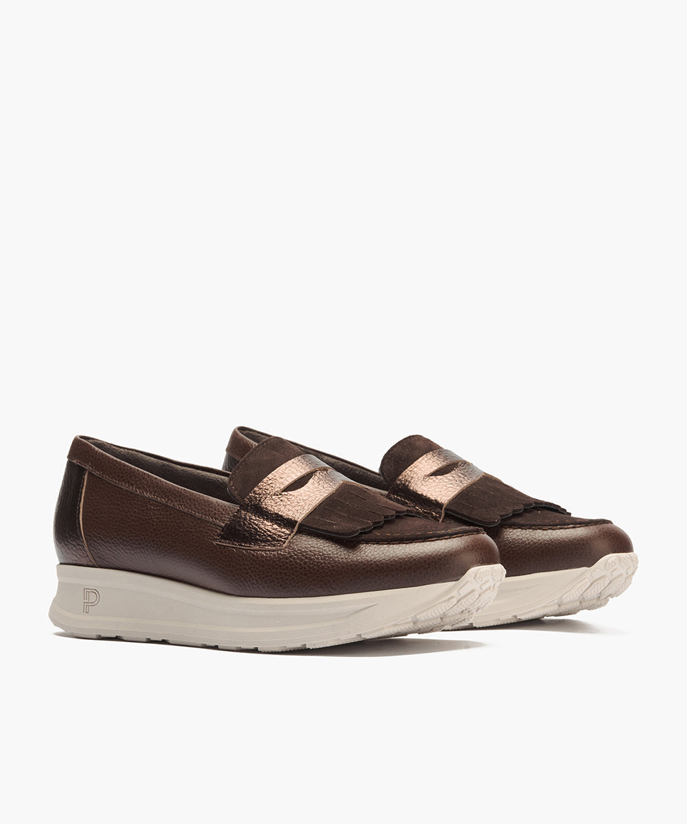 Mocasín antifaz flecos combinado napa grano, ante y laminado Marrón