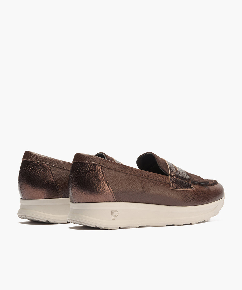 Mocasín antifaz flecos combinado napa grano, ante y laminado Marrón