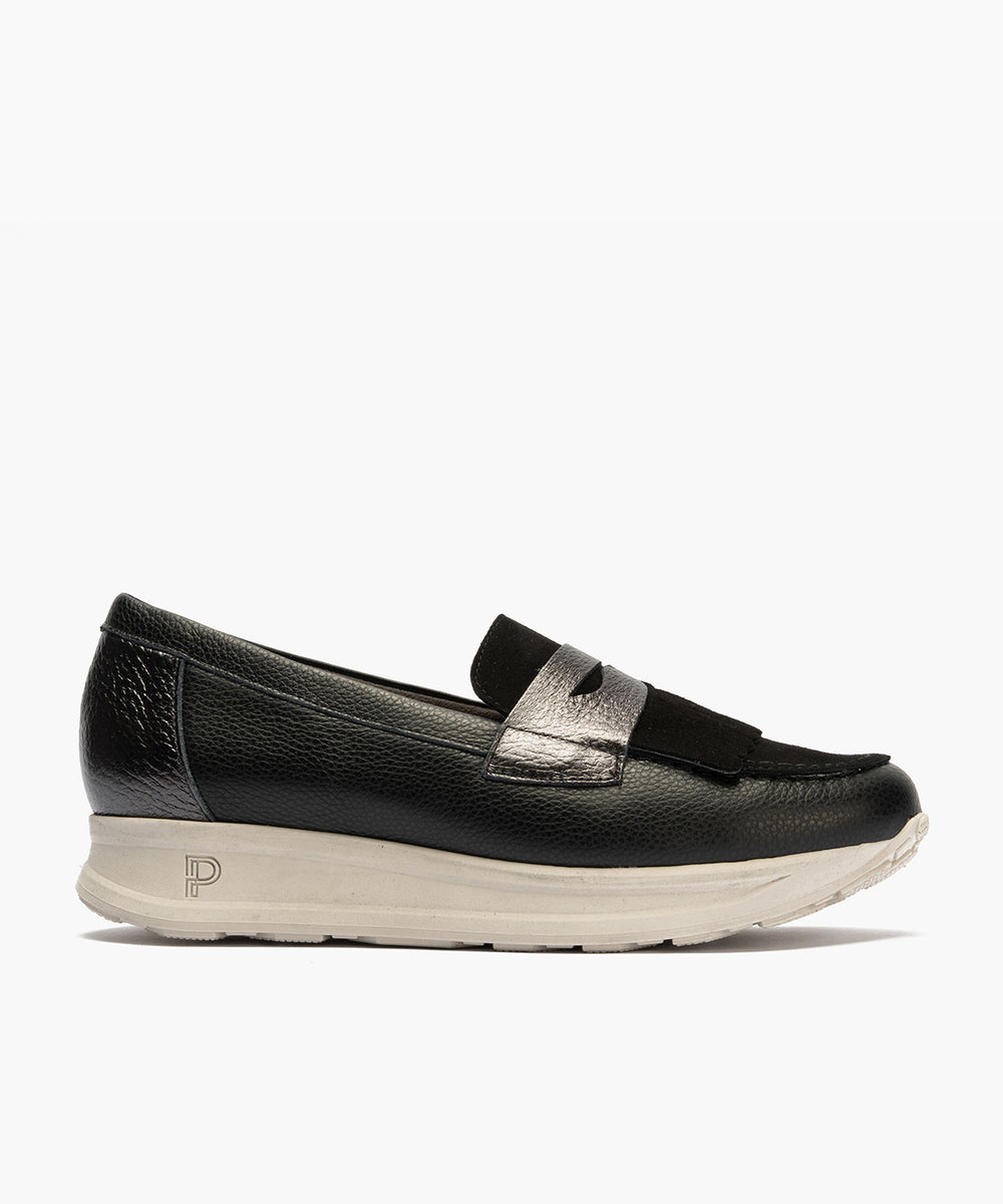 Mocasín antifaz flecos combinado napa grano, ante y laminado Negro