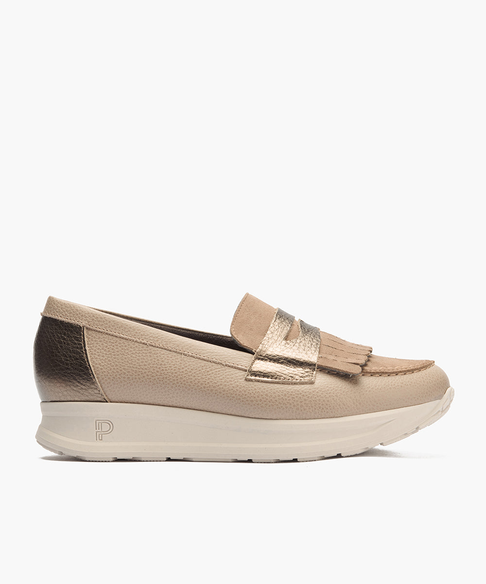 Mocasín antifaz flecos combinado napa grano, ante y laminado Topo