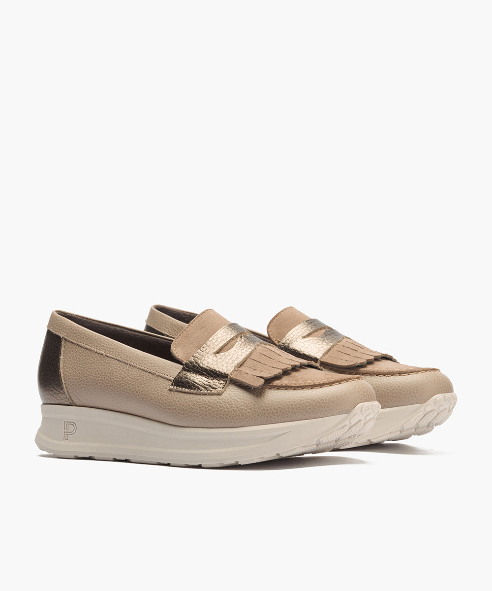 Mocasín antifaz flecos combinado napa grano, ante y laminado Topo