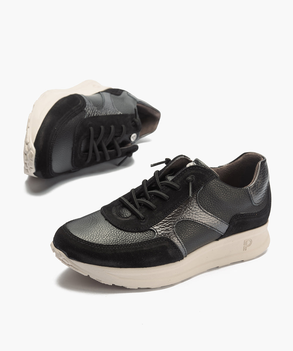 Deportivo combinado serraje, napa con grano y laminado con cordón elástico Negro