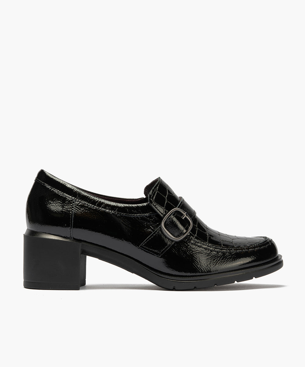 Abotinado combinado charol con charol coco detalle hebilla Negro