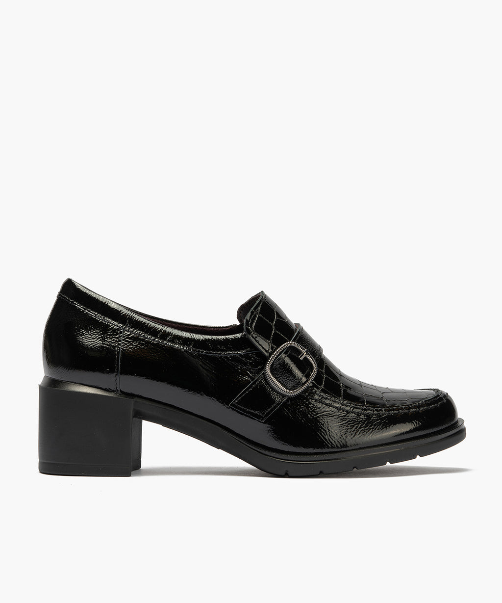 Abotinado combinado charol con charol coco detalle hebilla Negro