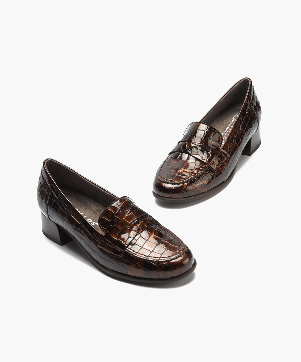 Mocasín en charol coco Marrón