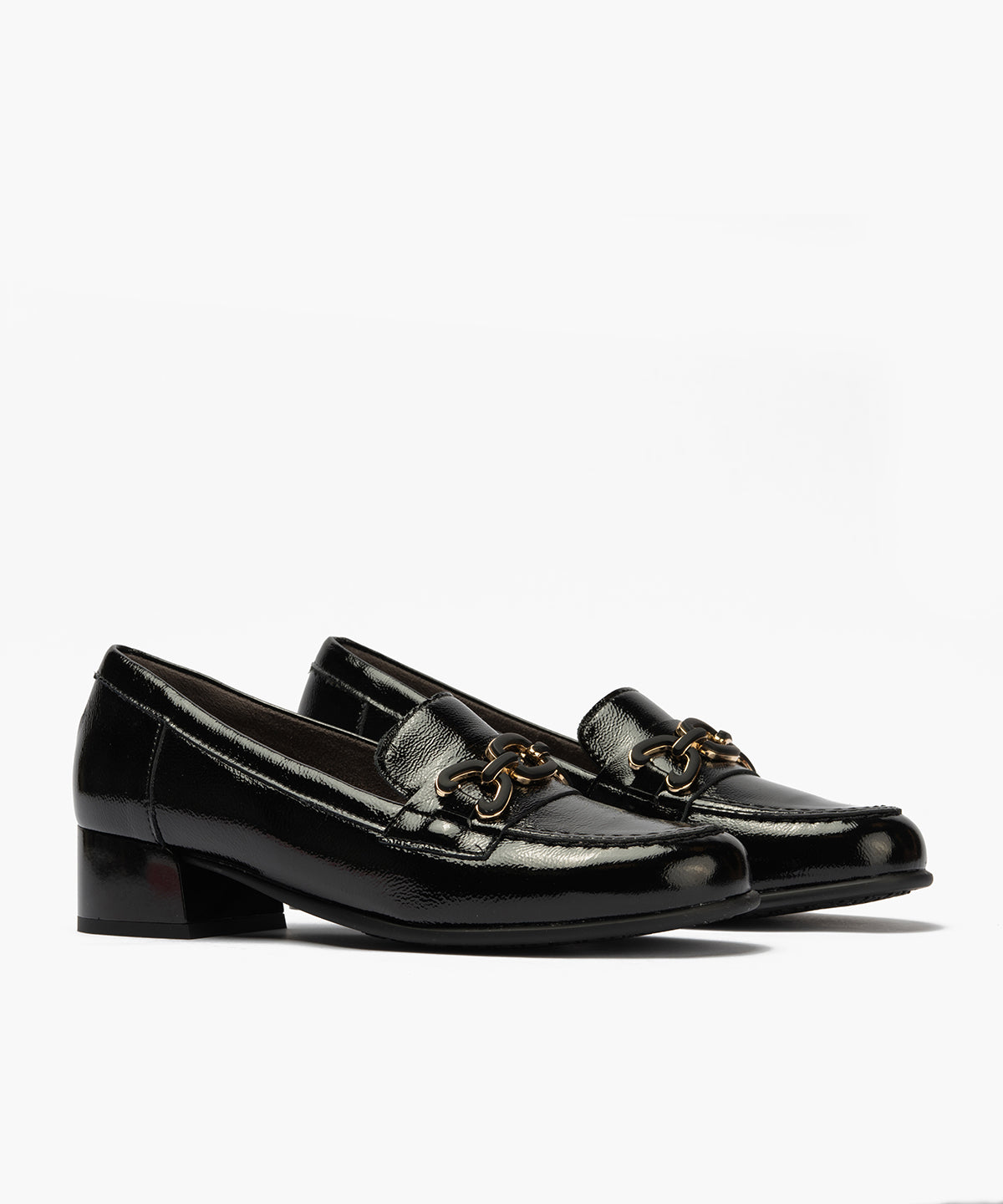Mocasín en charol con adorno Negro