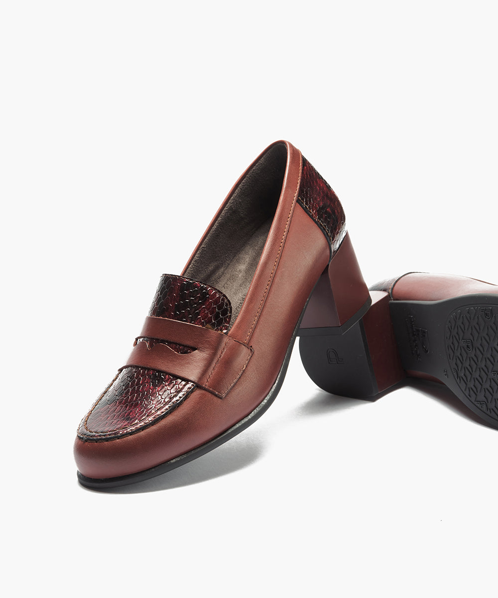 Mocasín combinado napa con serpiente charol Burdeos