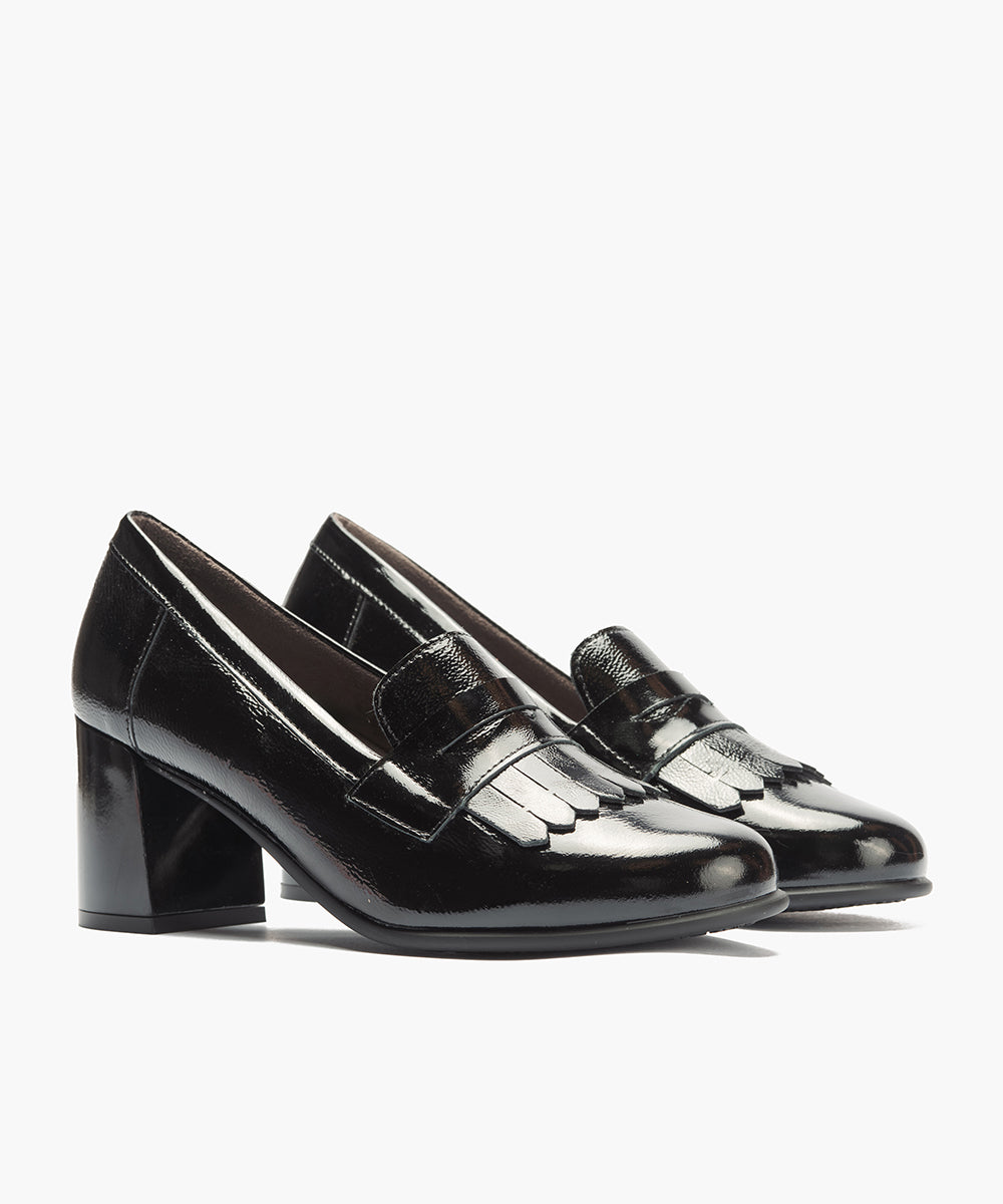 Mocasín antifaz flecos charol Negro