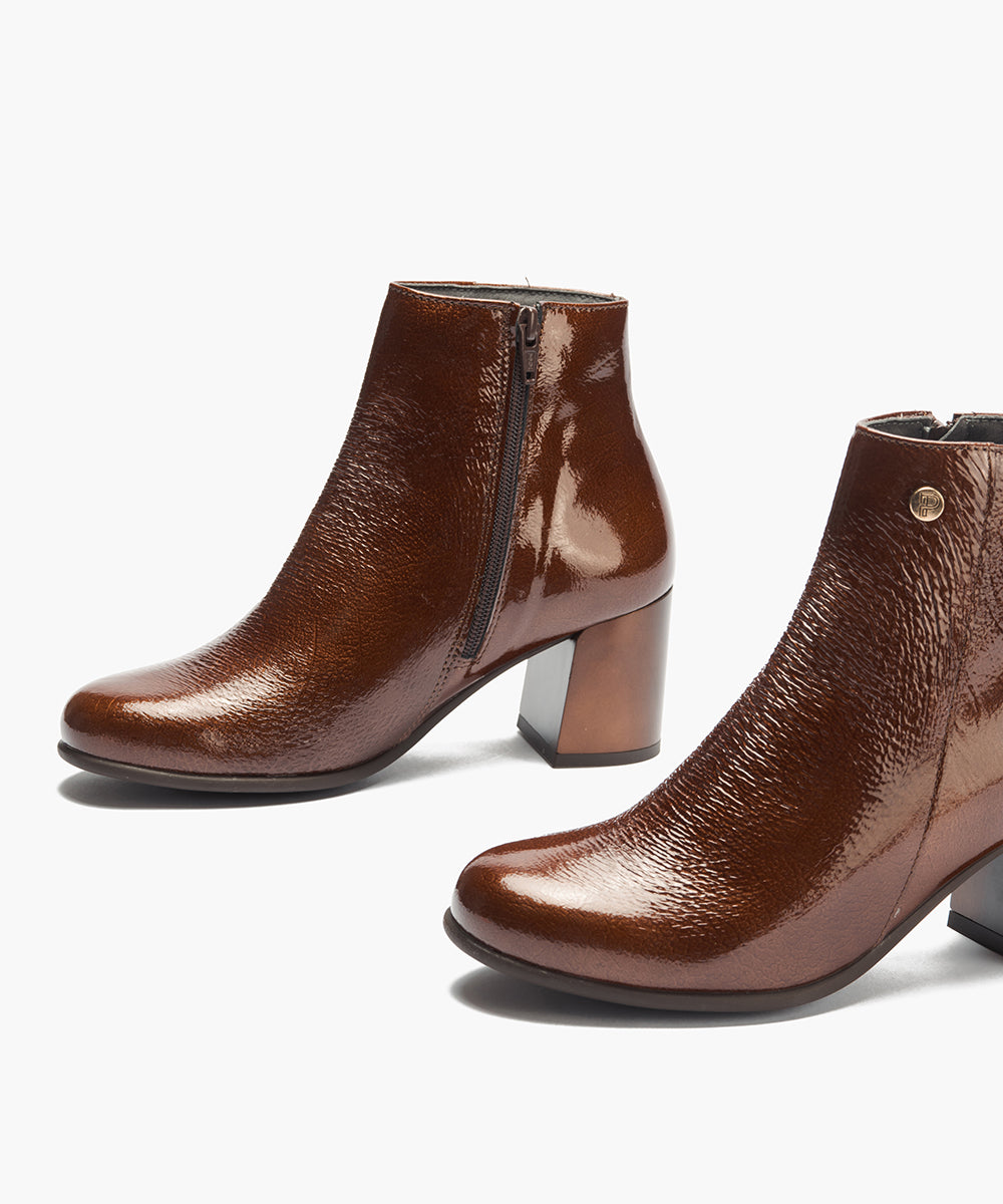 Botin en Charol Cuero