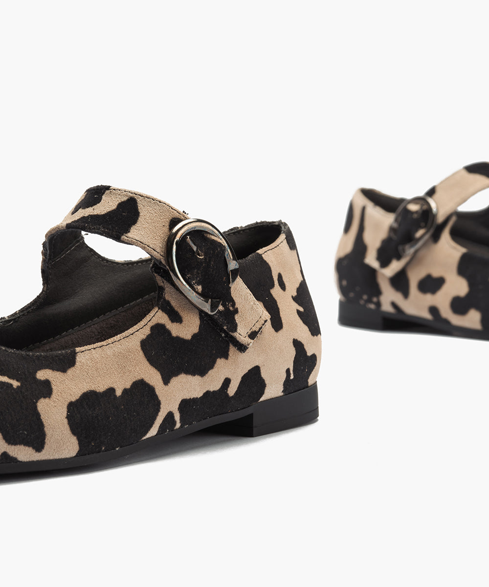 Mercedes en animal print con velcro beige