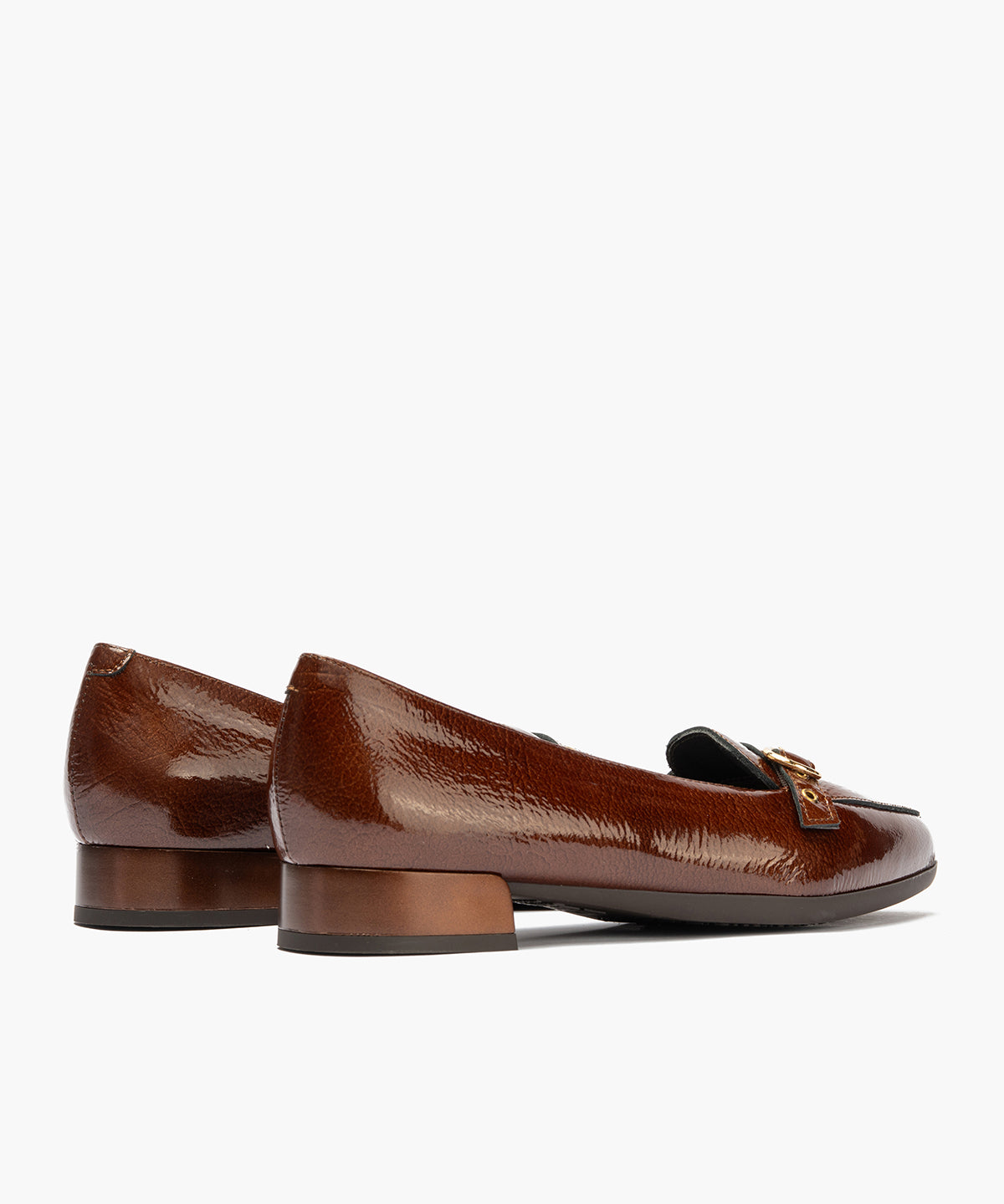 Mocasin en Charol con Hebilla Cuero