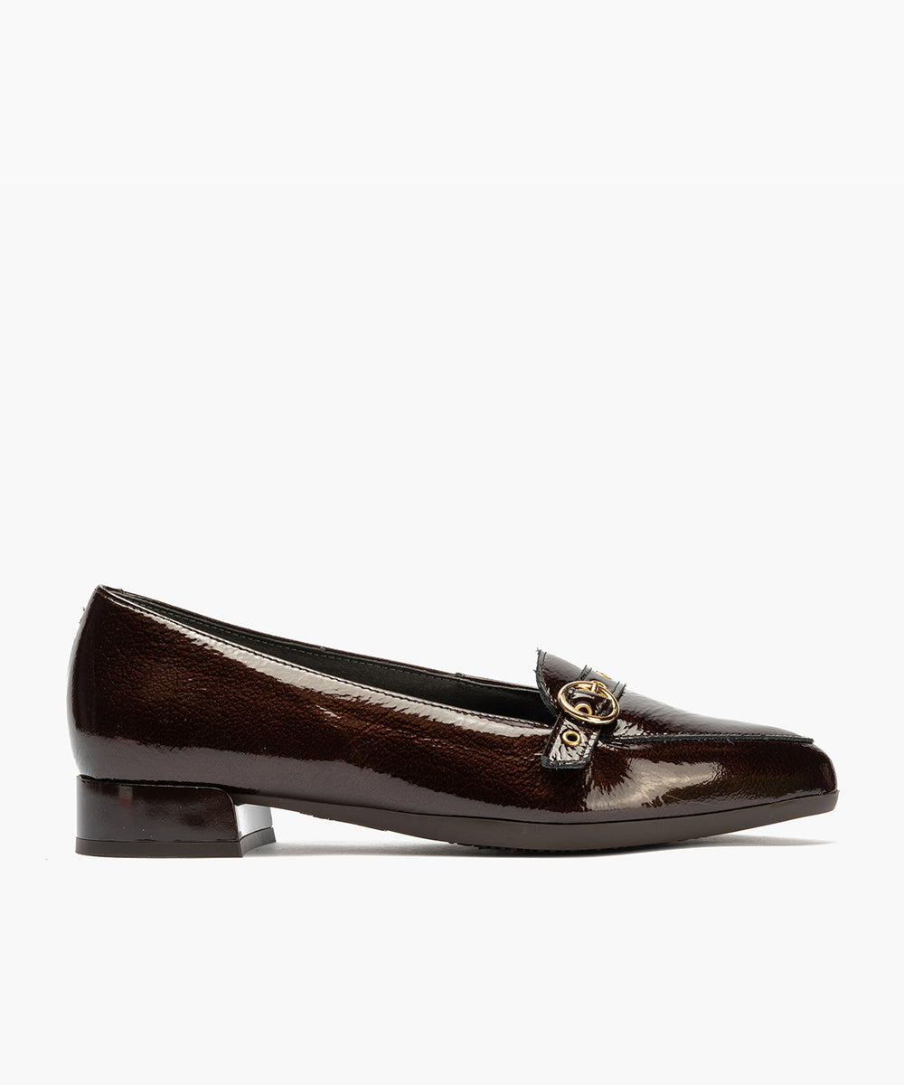 Mocasin en Charol con Hebilla Marrón