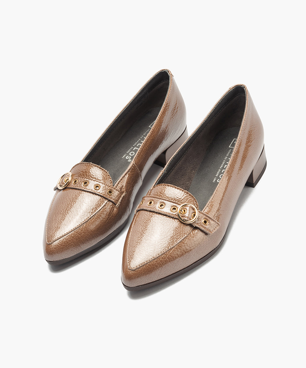 Mocasin en Charol con Hebilla Topo