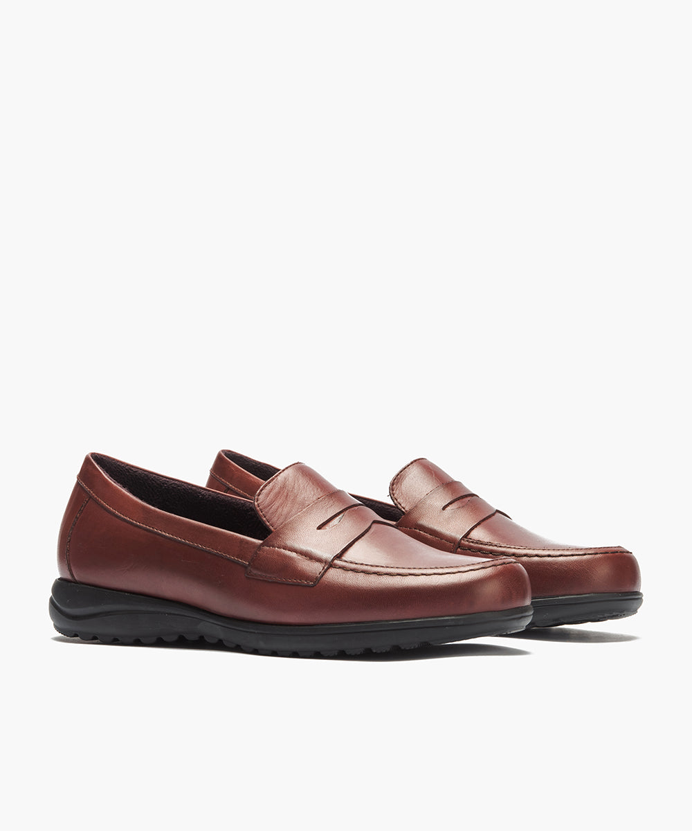 Mocasín antifaz en napa Burdeos