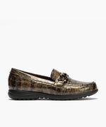 Mocasín en charol coco con detalle adorno Humo