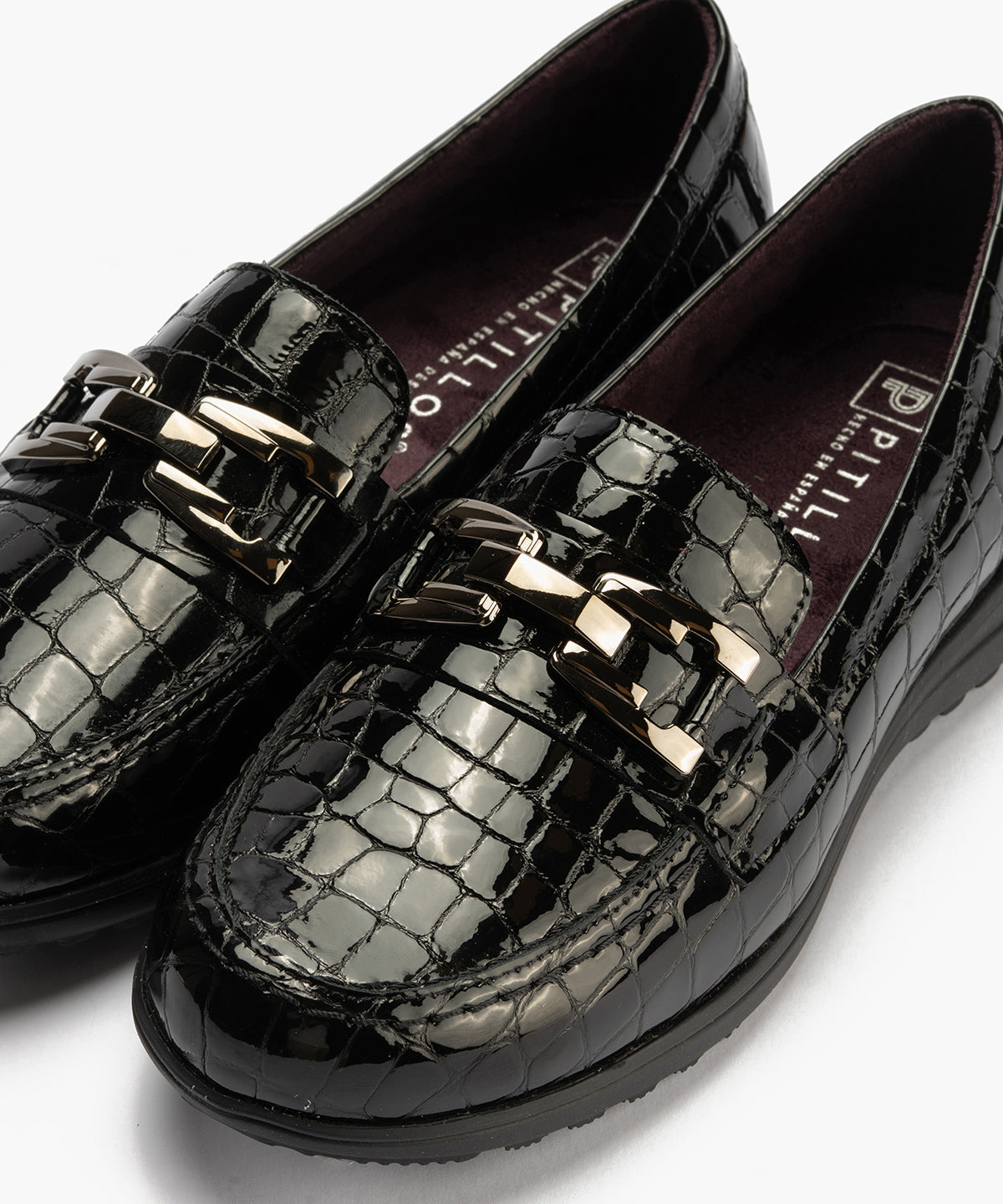 Mocasín en charol coco con detalle adorno Negro