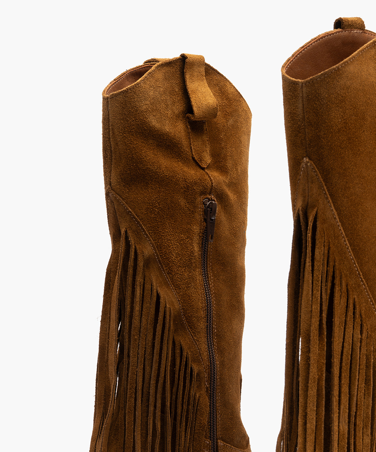 Bota Alta con Flecos en Serraje Brandy