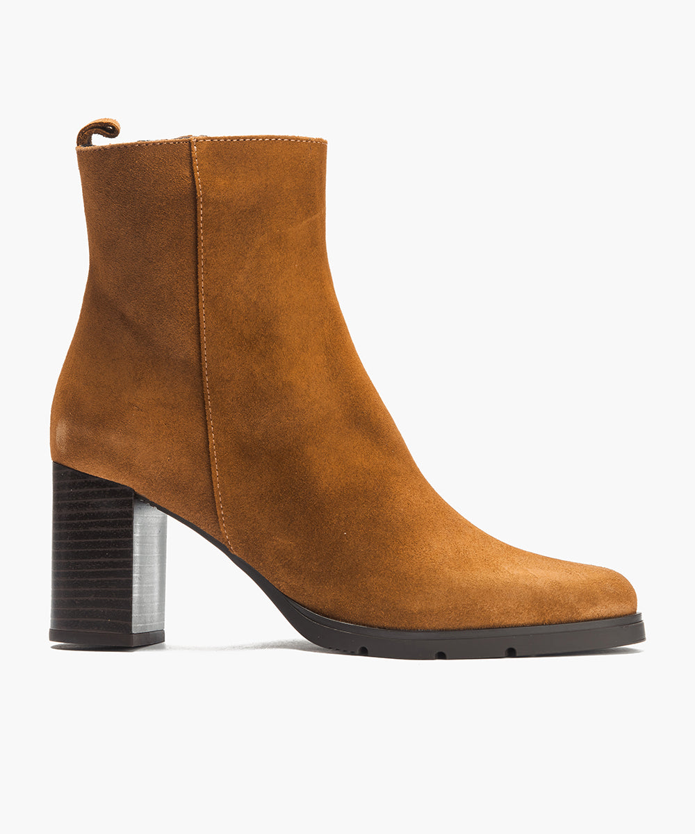 Botin en Serraje con Cremallera Capuchino