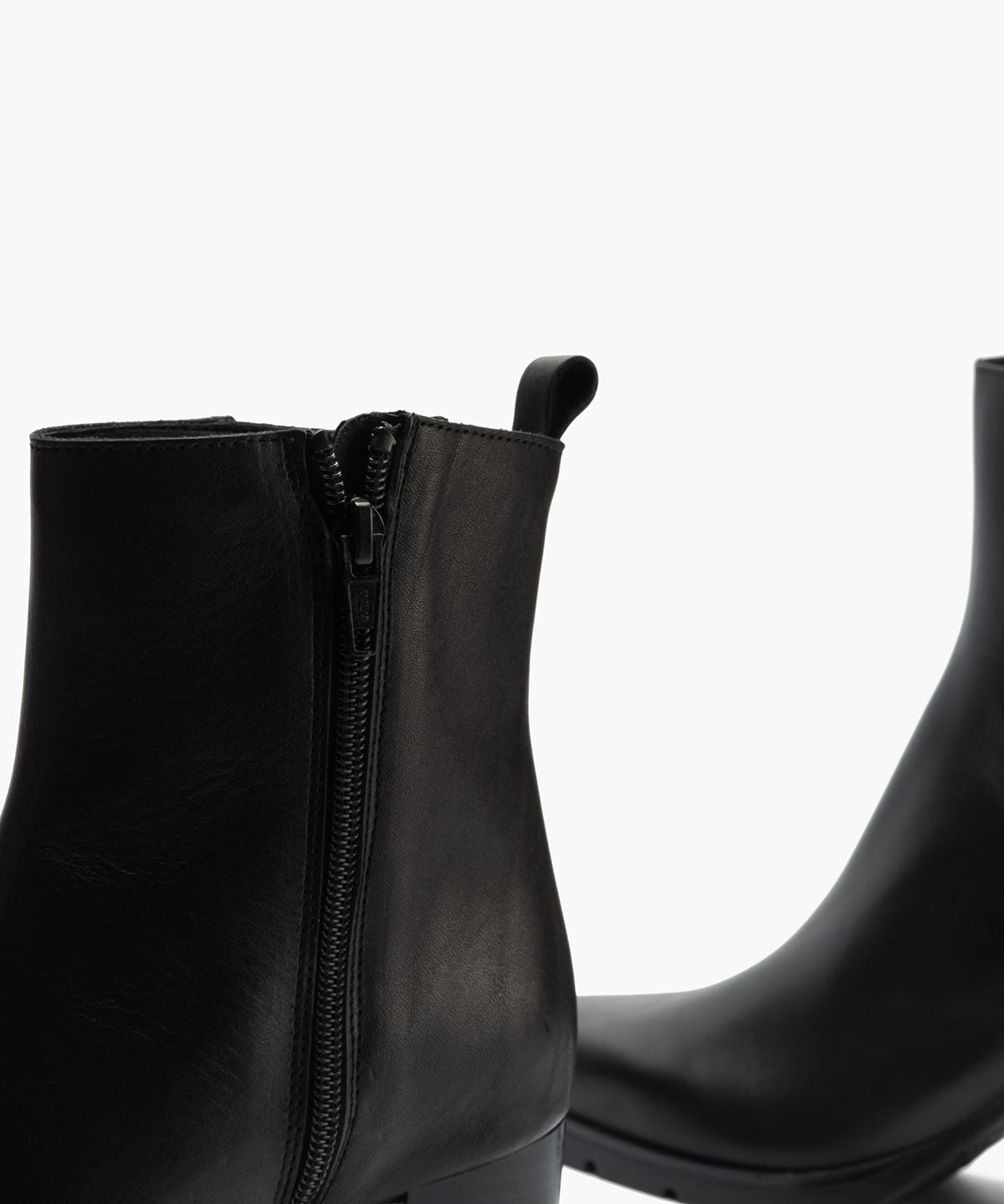 Botin en Napa con Cremallera Negro