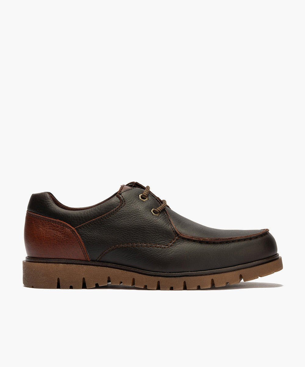 Wallaby hombre piel con cordones color marron
