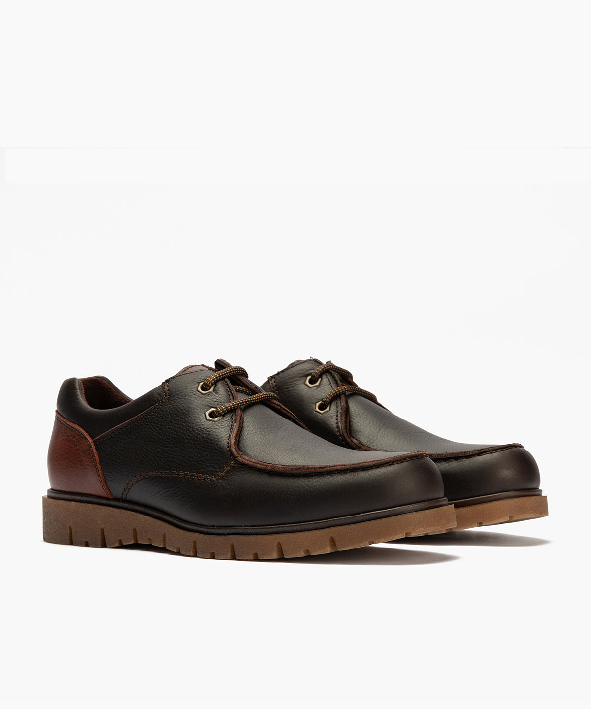 Wallaby hombre piel con cordones color marron
