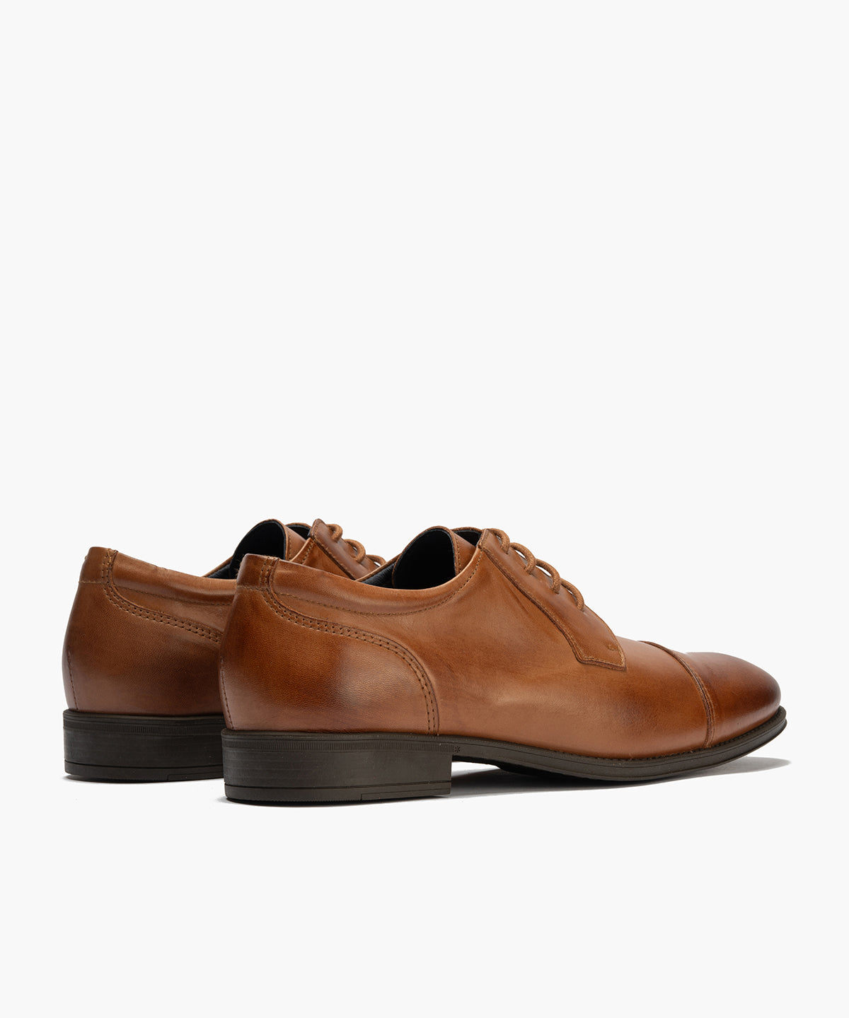 Blucher vestir hombre piel con cordones color cuero