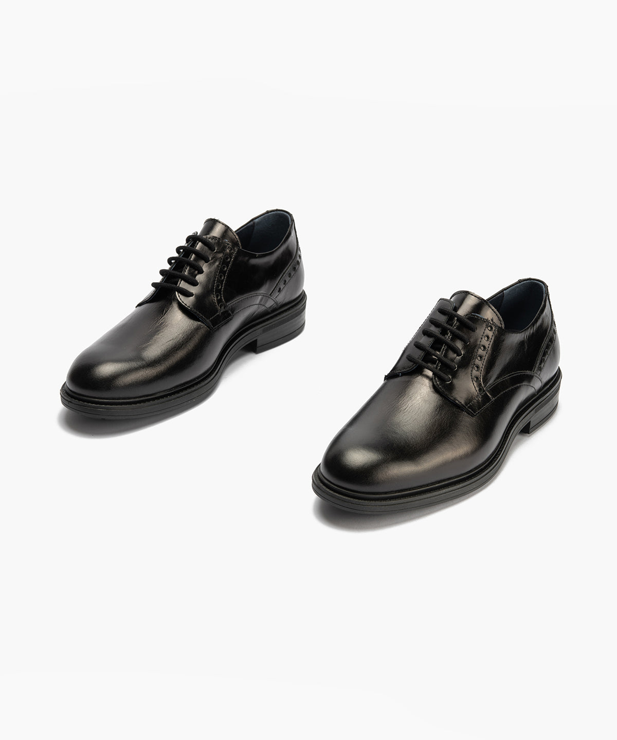 Blucher en Napa hombre con cordones color negro