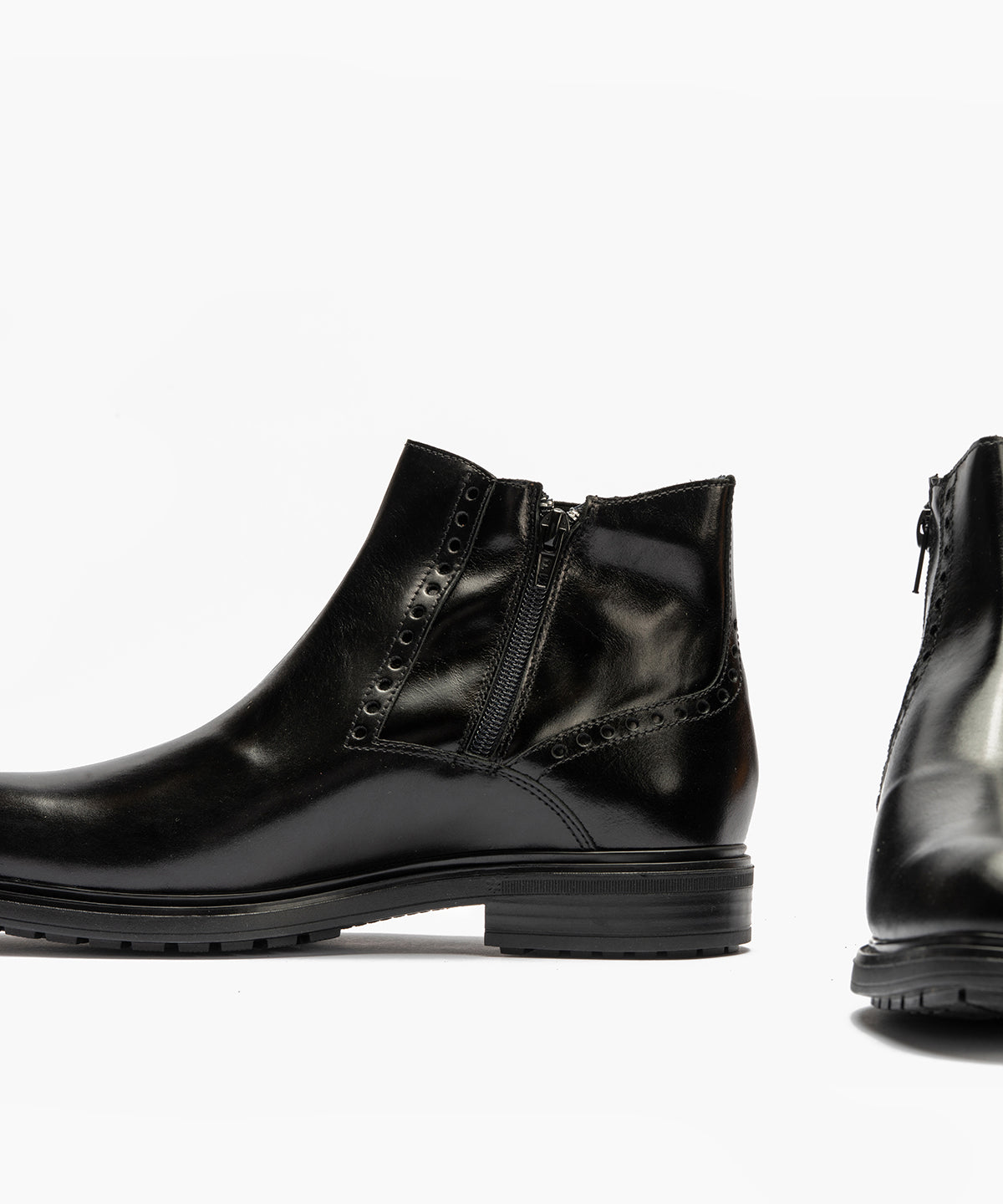 Botin Chelsey hombre con elasticos color negro