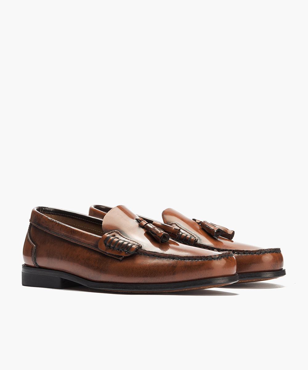 Castellano Caballero con Borlas Cuero