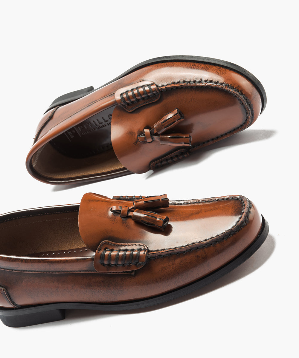 Castellano Caballero con Borlas Cuero