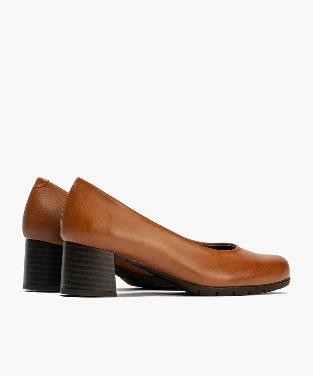 Zapato de Salón Mujer Tacón Medio con Tapas Marrón Claro