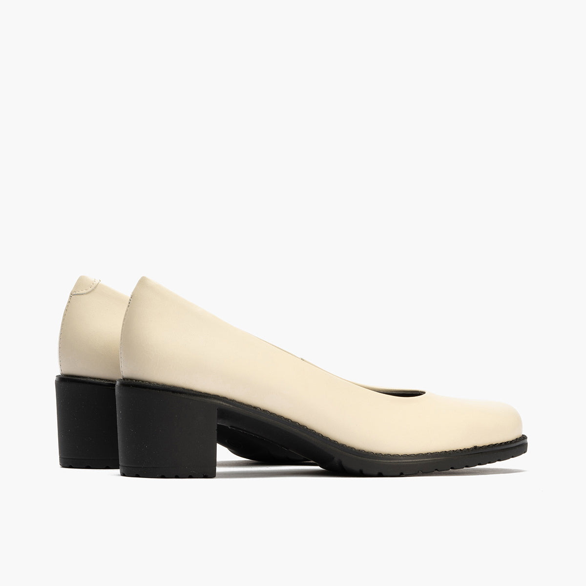 Zapato de Salón Clásico Tacón Medio Beige