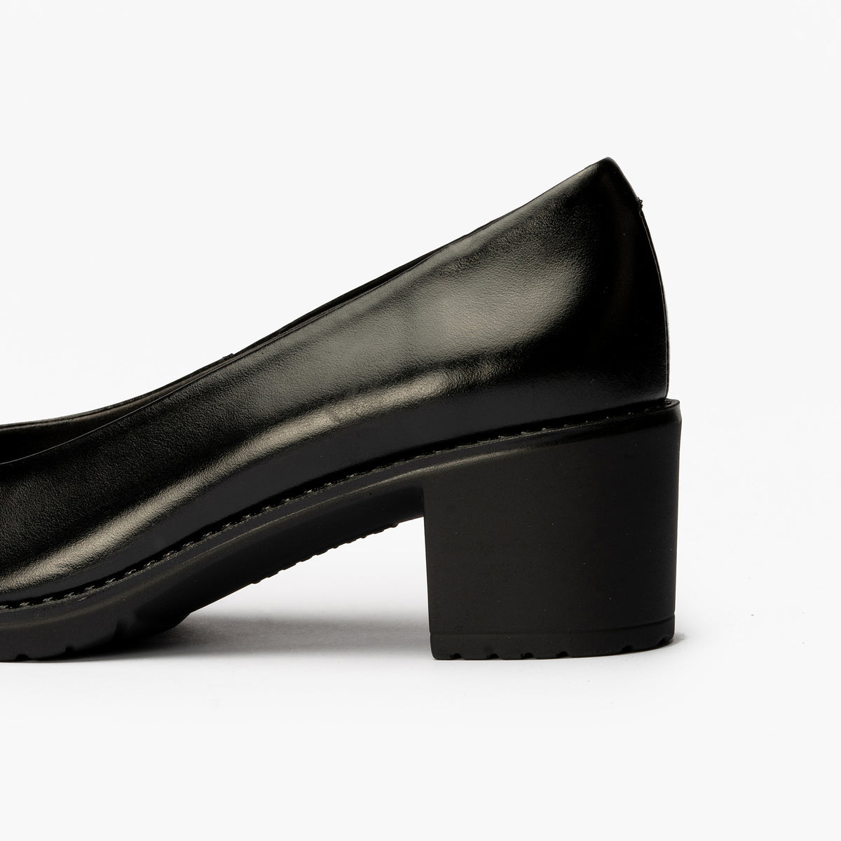 Zapato de Salón Clásico Tacón Medio Negro