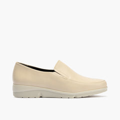 Mocasín Mujer Cuña Baja Beige