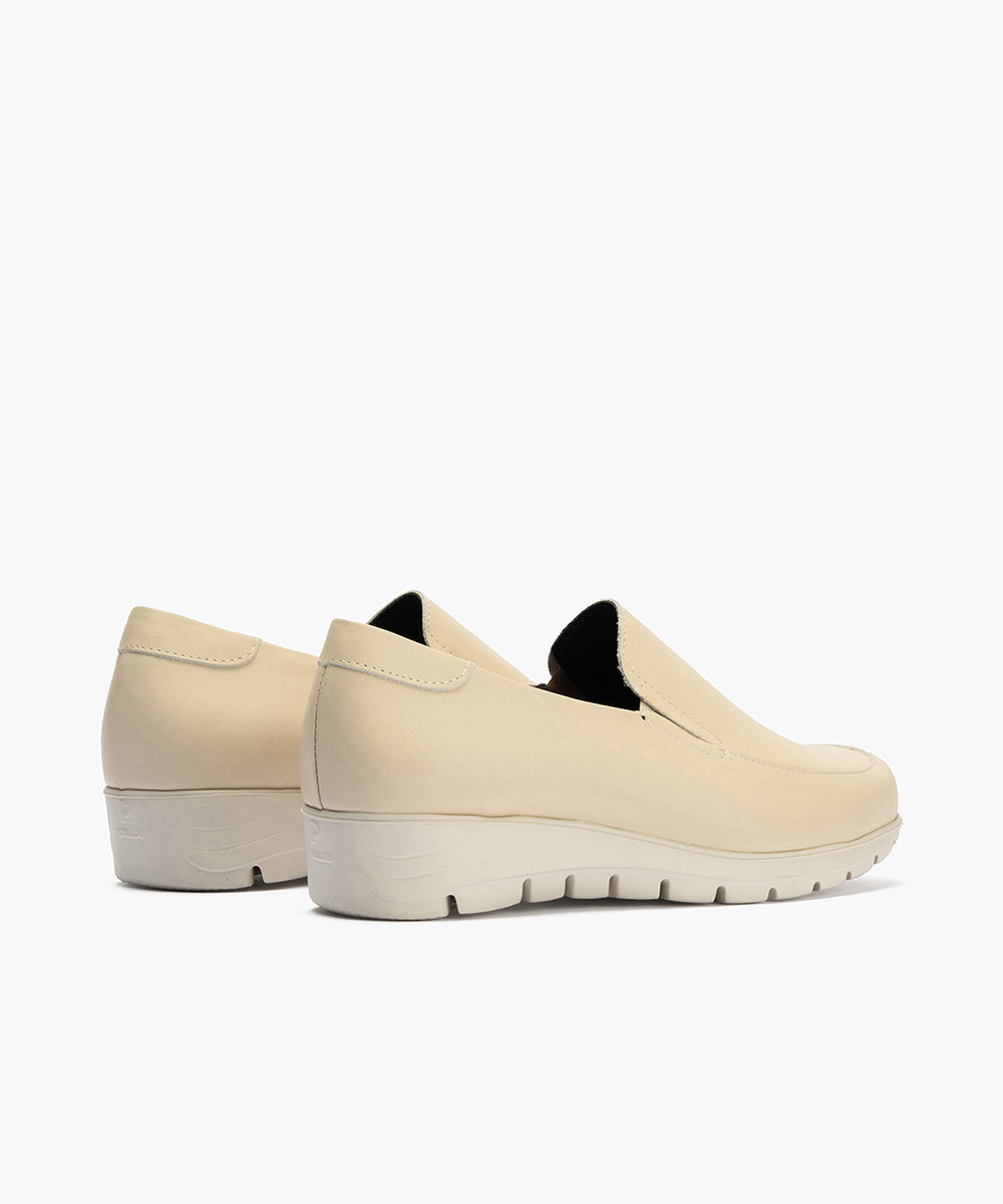 Mocasín Mujer Cuña Baja Beige