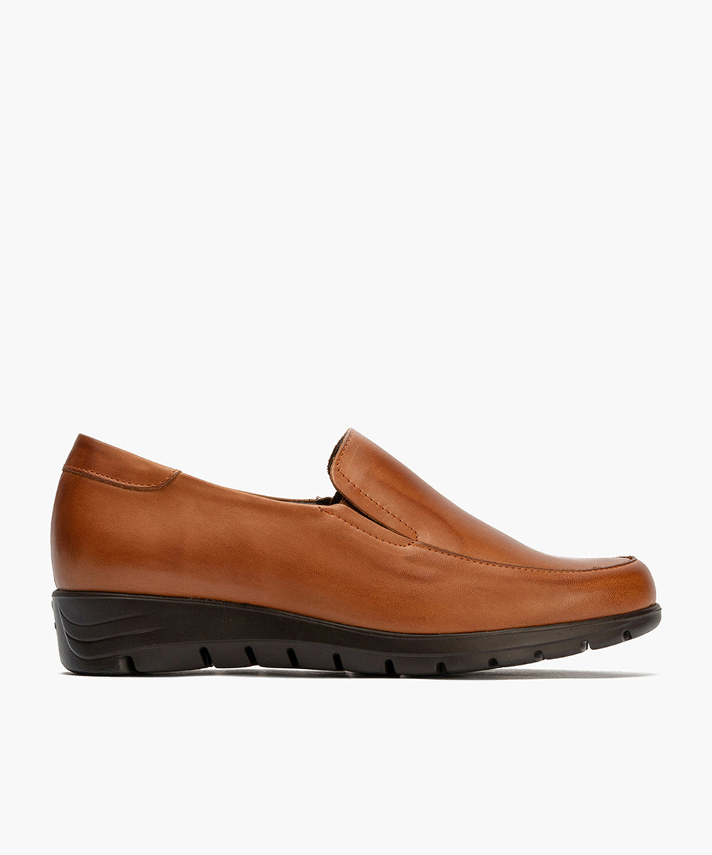 Mocasín Mujer Cuña Baja Marrón Claro