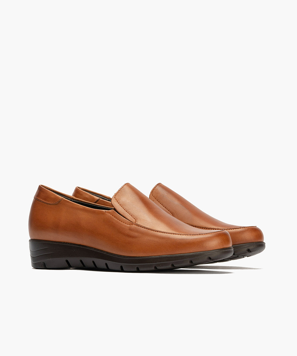 Mocasín Mujer Cuña Baja Marrón Claro