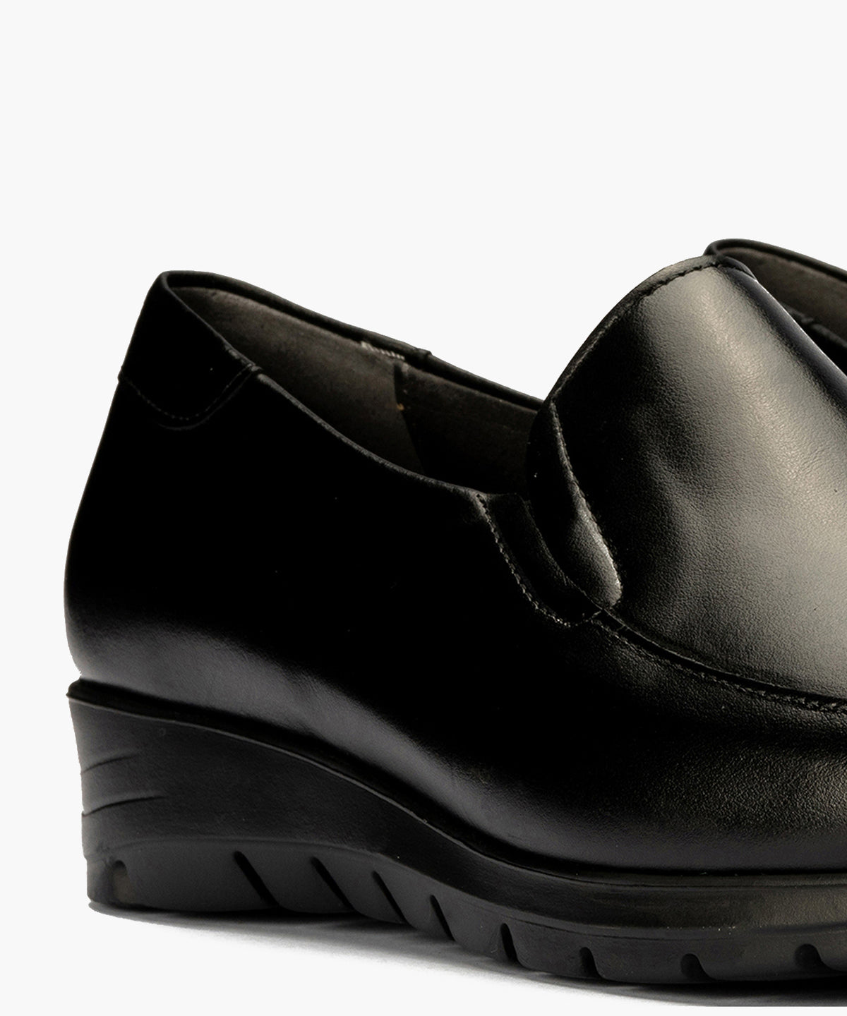 Mocasín Mujer Cuña Baja Negro