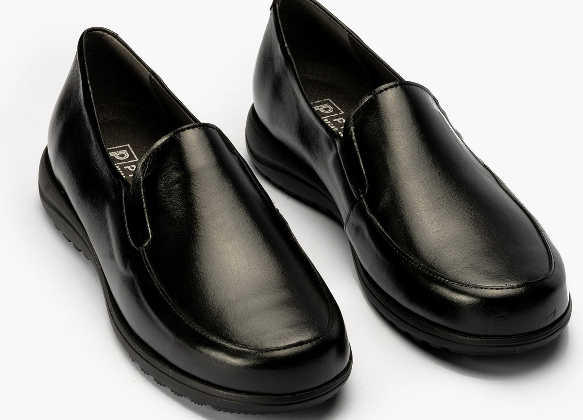 Mocasín Mujer Cuña Baja Negro