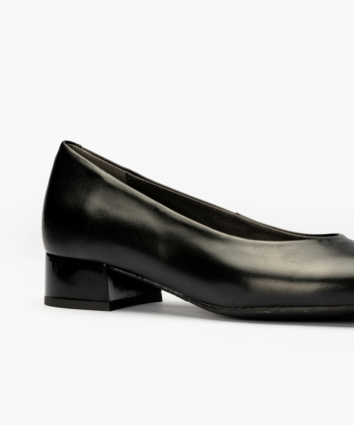 Zapato de Salón Tacón Negro