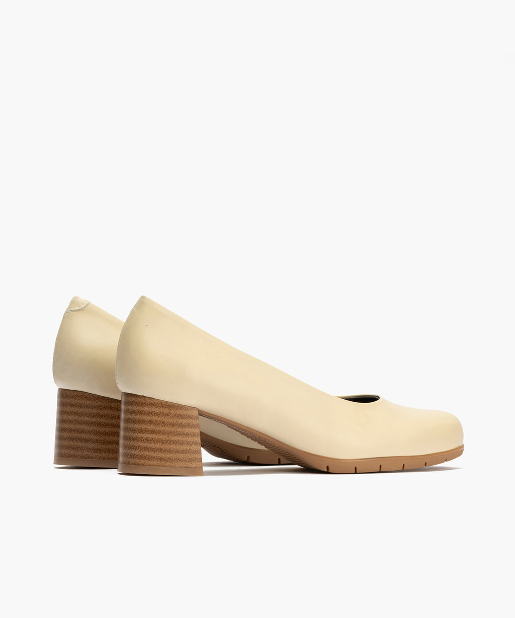Zapato de Salón Mujer Tacón Medio con Tapas Beige