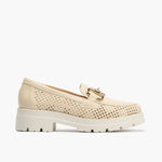 Women's moccasins in chopped leather with stirrup ornament and cream block