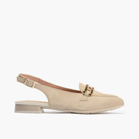 Women's Moccasins Disstalls in Leather Ante with White Metal Chain Adorno